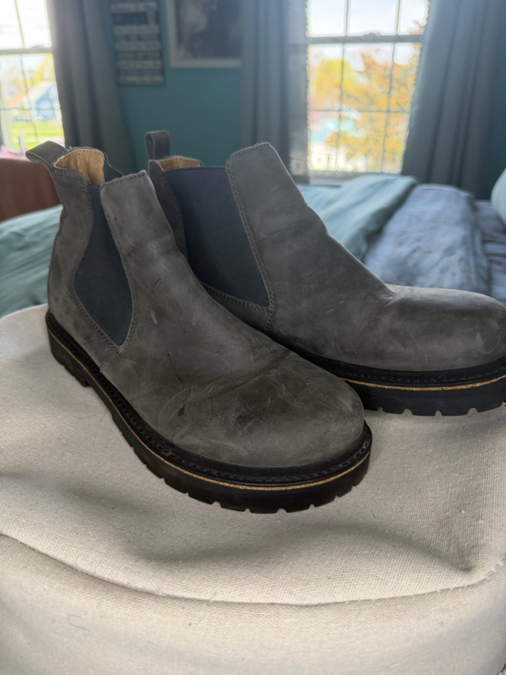 Birkenstock Gray Suede Chelsea ankle Boots - size 39 regular/narrow women’s 8.5)